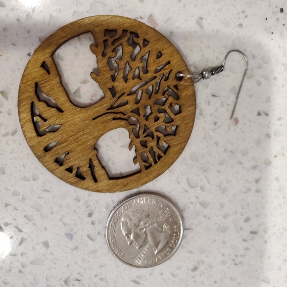 🆕️2" 🌳Tree of Life Wooden Earrings - Picture 2 of 2